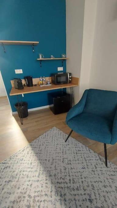 Mister Hinster - Studio Tout Confort Centre Ville Nogent-Le-Rotrou - 1E Etage Exterior photo