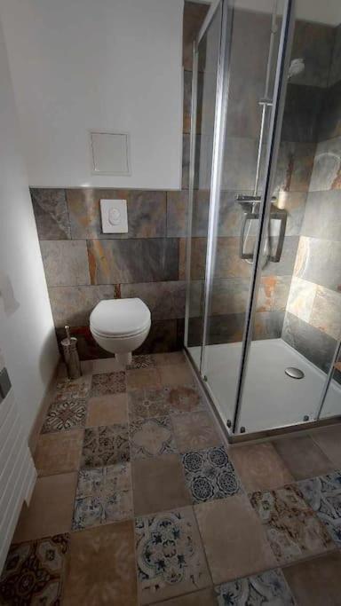 Mister Hinster - Studio Tout Confort Centre Ville Nogent-Le-Rotrou - 1E Etage Exterior photo